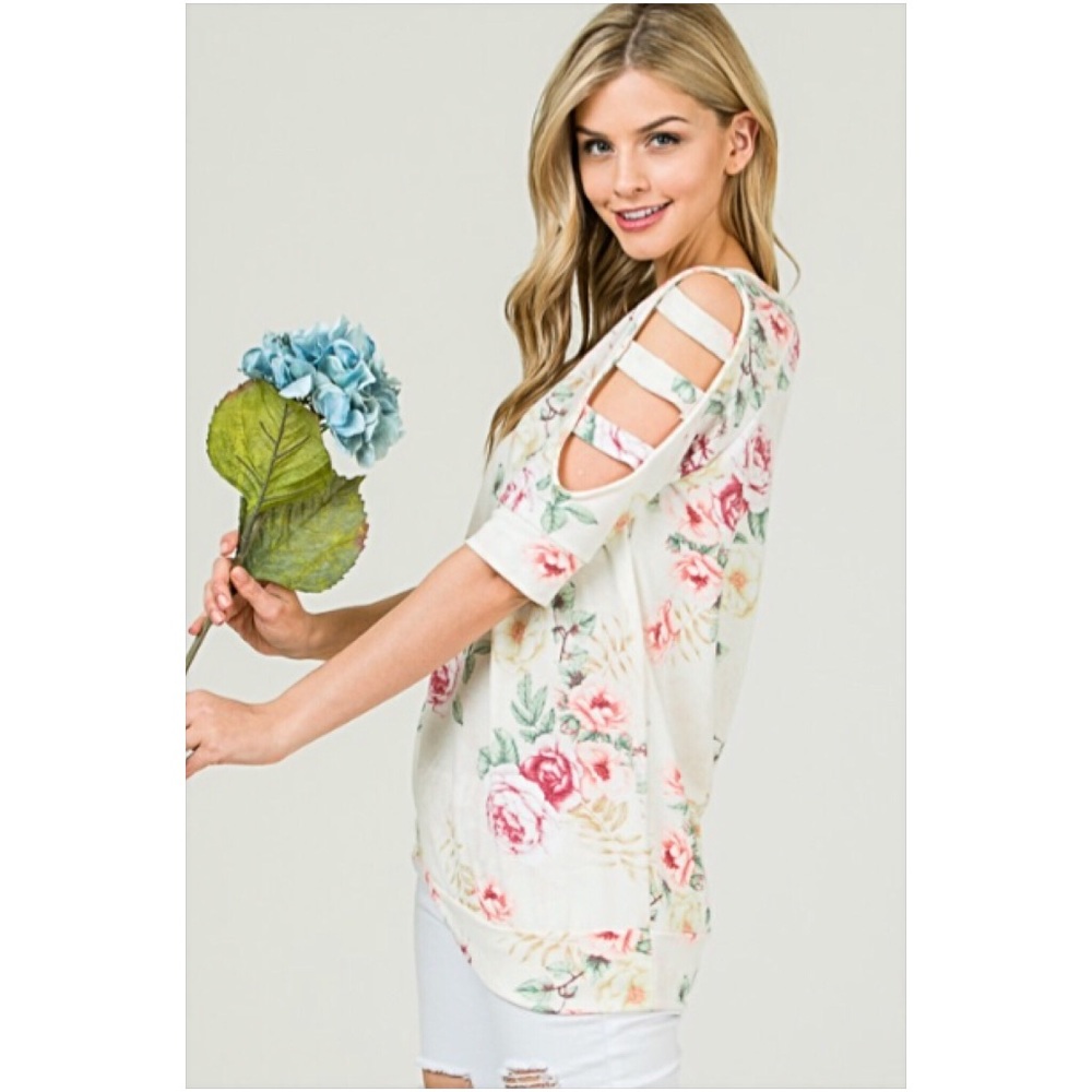 📍SALE Softest Ever Floral Ladder Sleeve Top SM - Picture 6 of 8